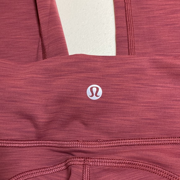 🎈Lululemon Invigorate tights 25” (7/8) Heathered Mulled Wine Red 4 - Picture 11 of 14